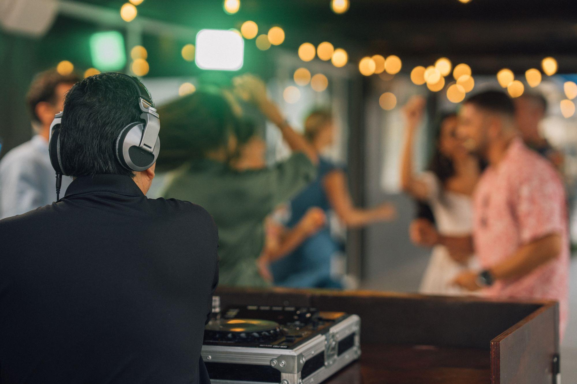 dj in a party
